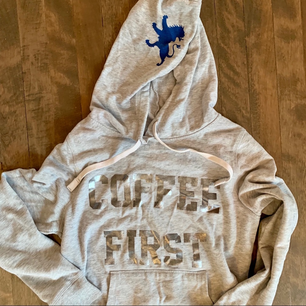 Sweatshirt - Picture 2 of 3